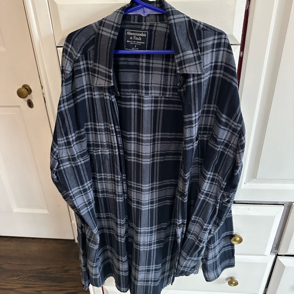 Women’s flannel shirt